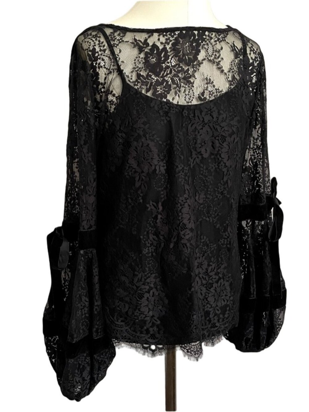 Alberto Makali Black Sheer Lace Velvet Trim Lantern Sleeve Top - Medium - Picture 3 of 15